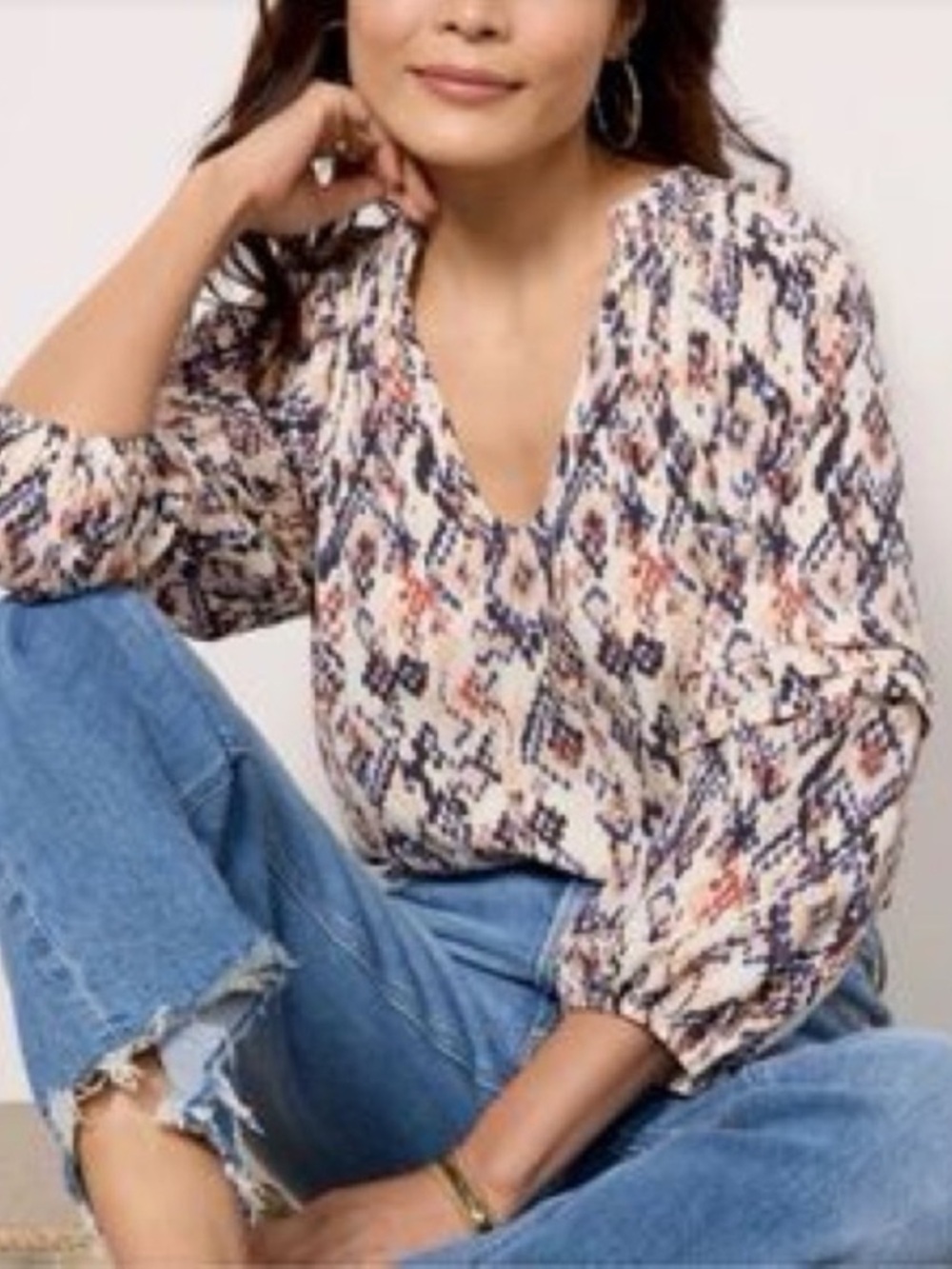 Evereve Kylie Ikat Cream Boho V-Neck Printed Peasant Blouse Sz M